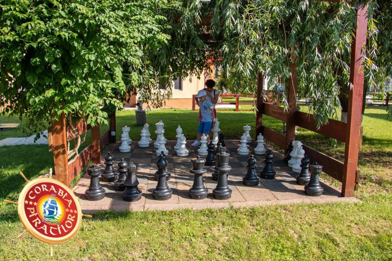 Club De Vacanta Corabia Piratilor-Mamaia Nord Năvodari 외부 사진
